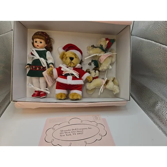 RARE NIB 2007 Madame Alexander FOUR FOR THE HOLIDAYS SET NRFB Org Box w/Tags - Picture 7 of 11